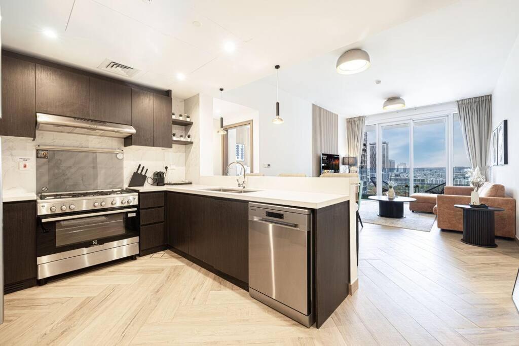 Chic 2 Bed Near Trade Centre With 5 Star Amenities Appartement Dubai Buitenkant foto