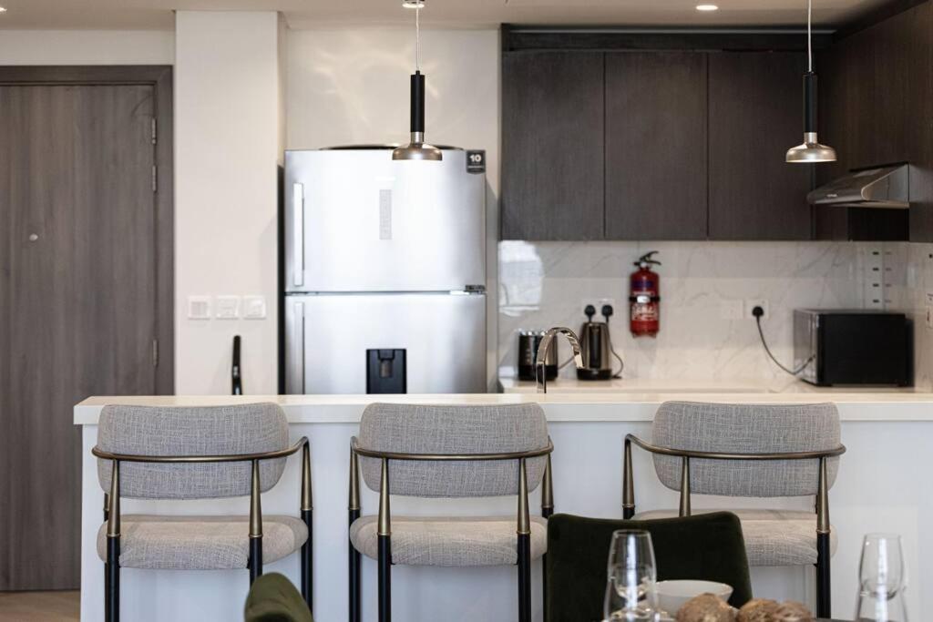 Chic 2 Bed Near Trade Centre With 5 Star Amenities Appartement Dubai Buitenkant foto