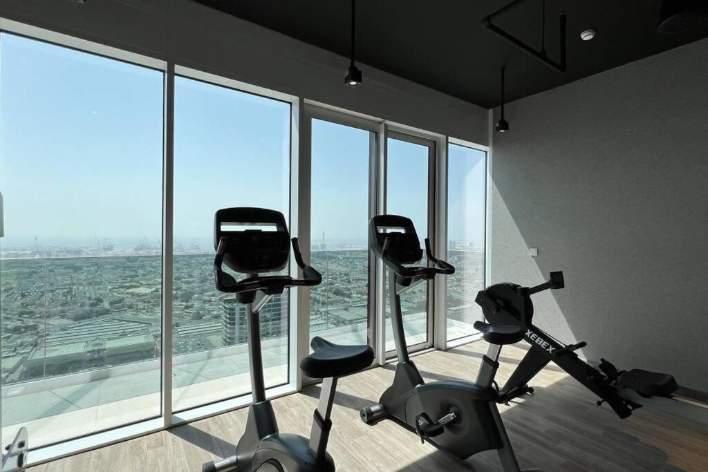 Chic 2 Bed Near Trade Centre With 5 Star Amenities Appartement Dubai Buitenkant foto
