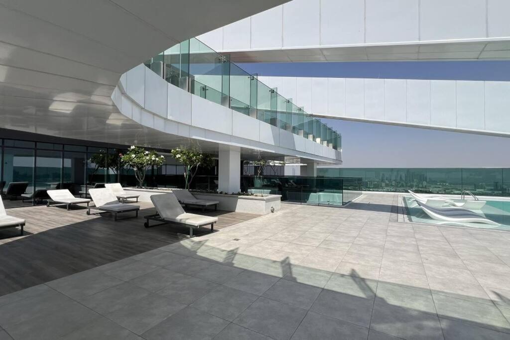 Chic 2 Bed Near Trade Centre With 5 Star Amenities Appartement Dubai Buitenkant foto