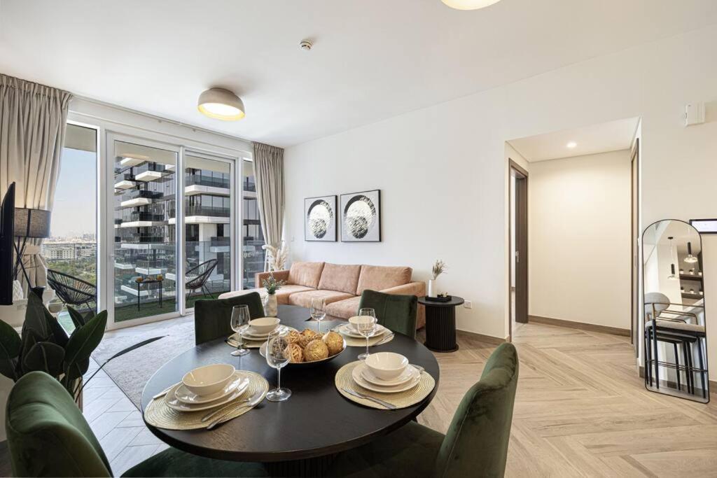 Chic 2 Bed Near Trade Centre With 5 Star Amenities Appartement Dubai Buitenkant foto